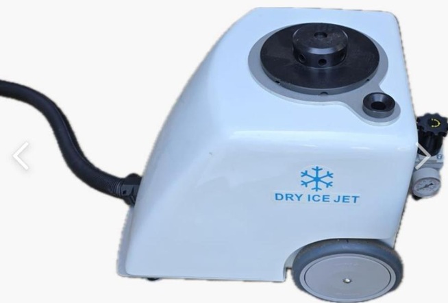 C-1: 자동차 디테일링용 3-in-1 고성능 드라이아이스 세척기